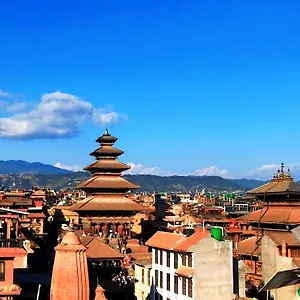 Maison d'hôtes Rupakot And Rooftop Restaurant, Bhatgoan